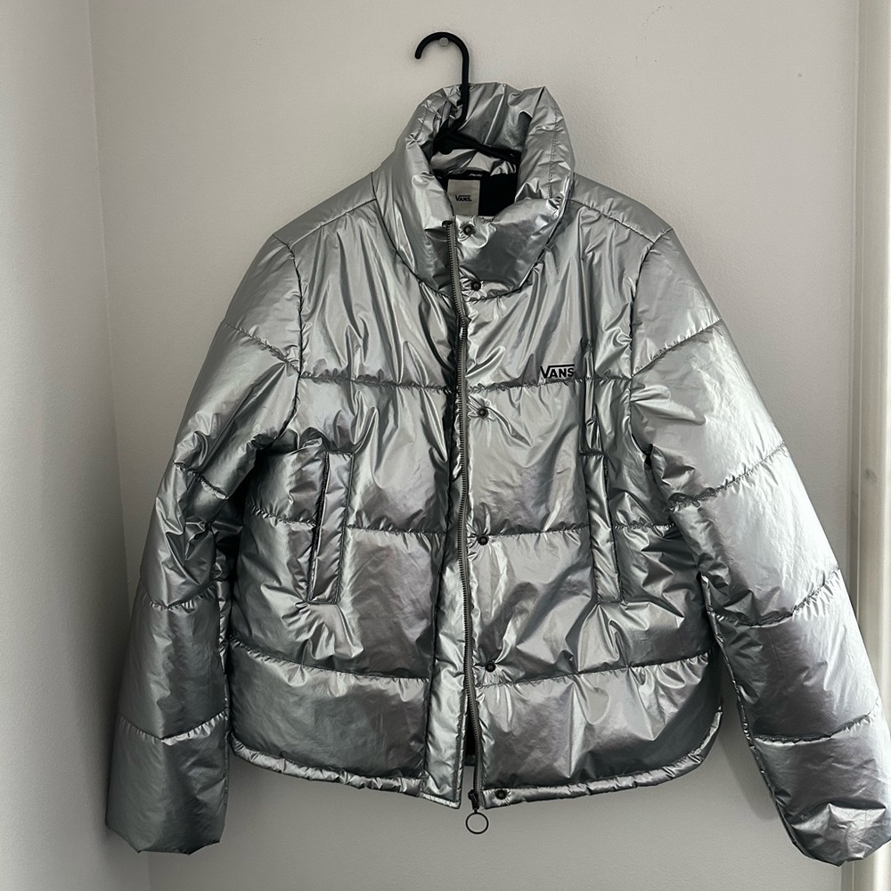 Women’s Vans silver puffer jacket size medium